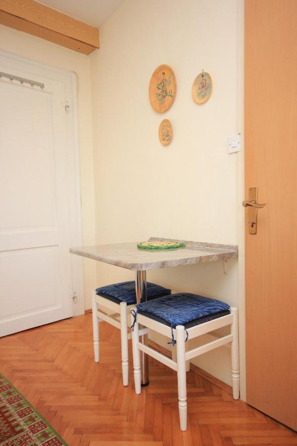 Apartments And Rooms By The Sea Komiza, Vis - 2431 Exterior foto