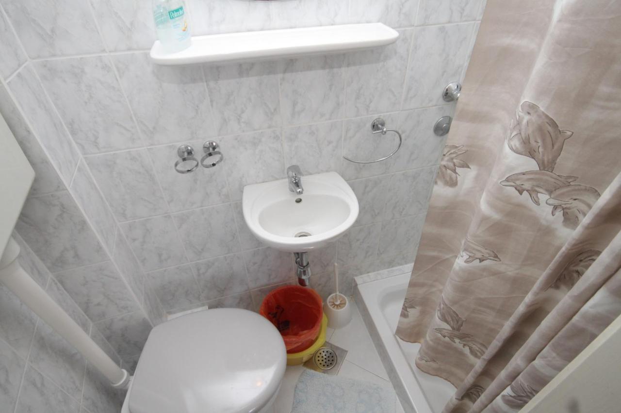 Apartments And Rooms By The Sea Komiza, Vis - 2431 Exterior foto